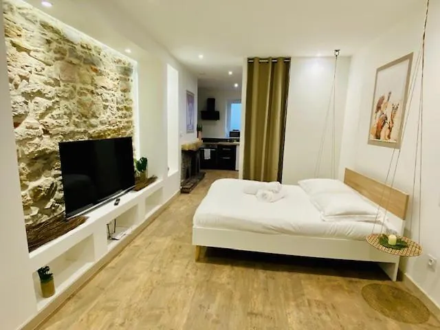 L'Oasis Apartment Viriat 0*,