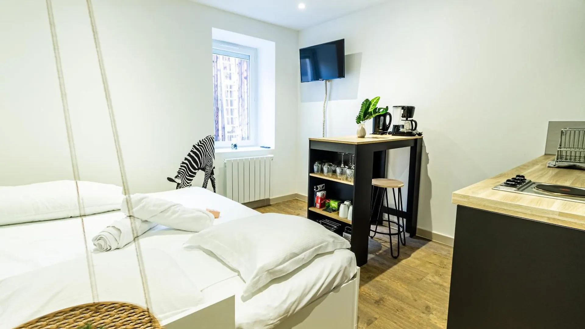 L'Oasis Apartment Viriat 0*,