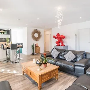 - Luxueux Casa Selva - Parking Gratuit - Spacieux - Balcon - Wifi Appartement